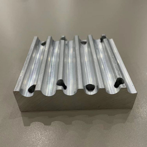 Punzonatura dell'estrusione della piastra di base in alluminio Piastra di montaggio in alluminio